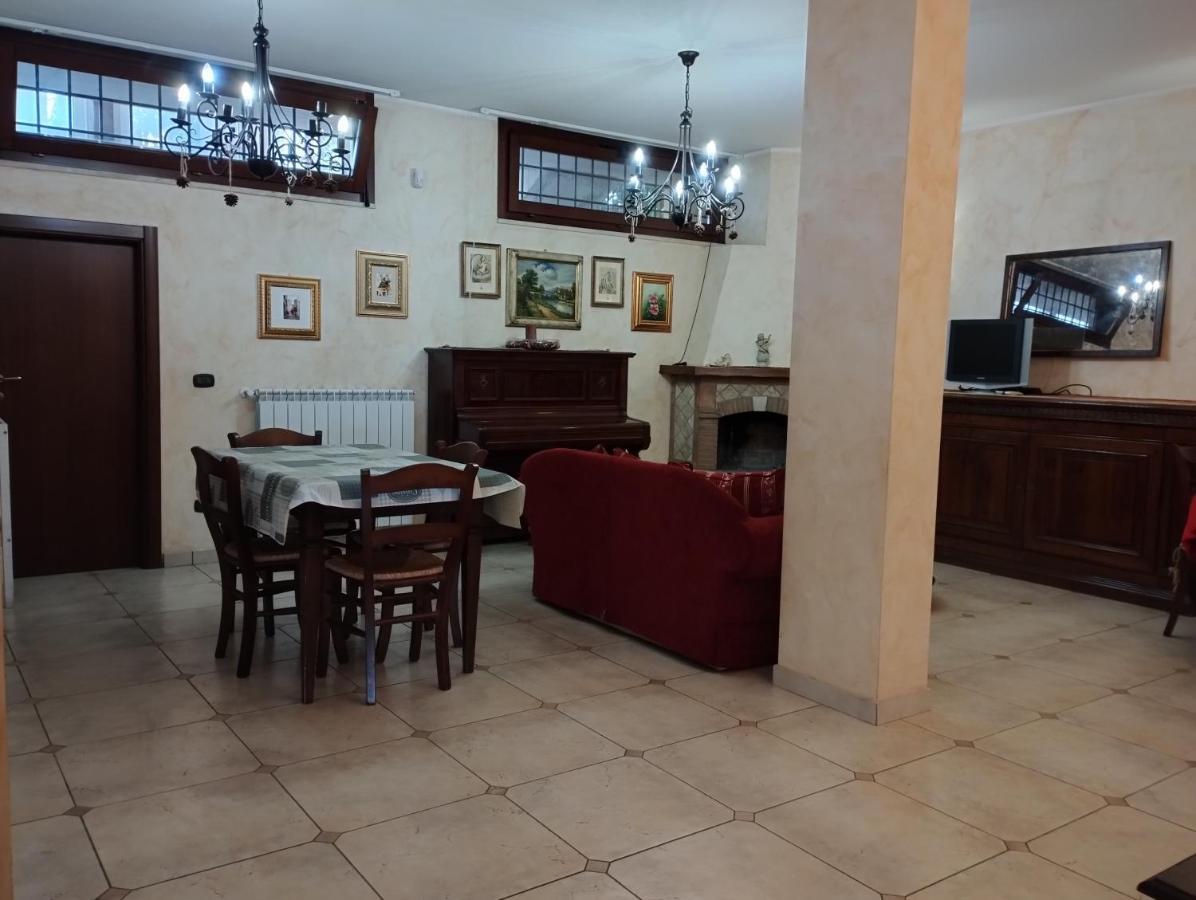 Villetta San Cesareo Kültér fotó